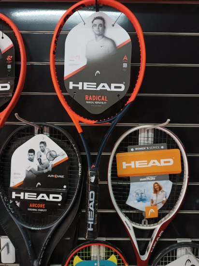 Imagen de Raqueta de tenis HEAD RADICAL